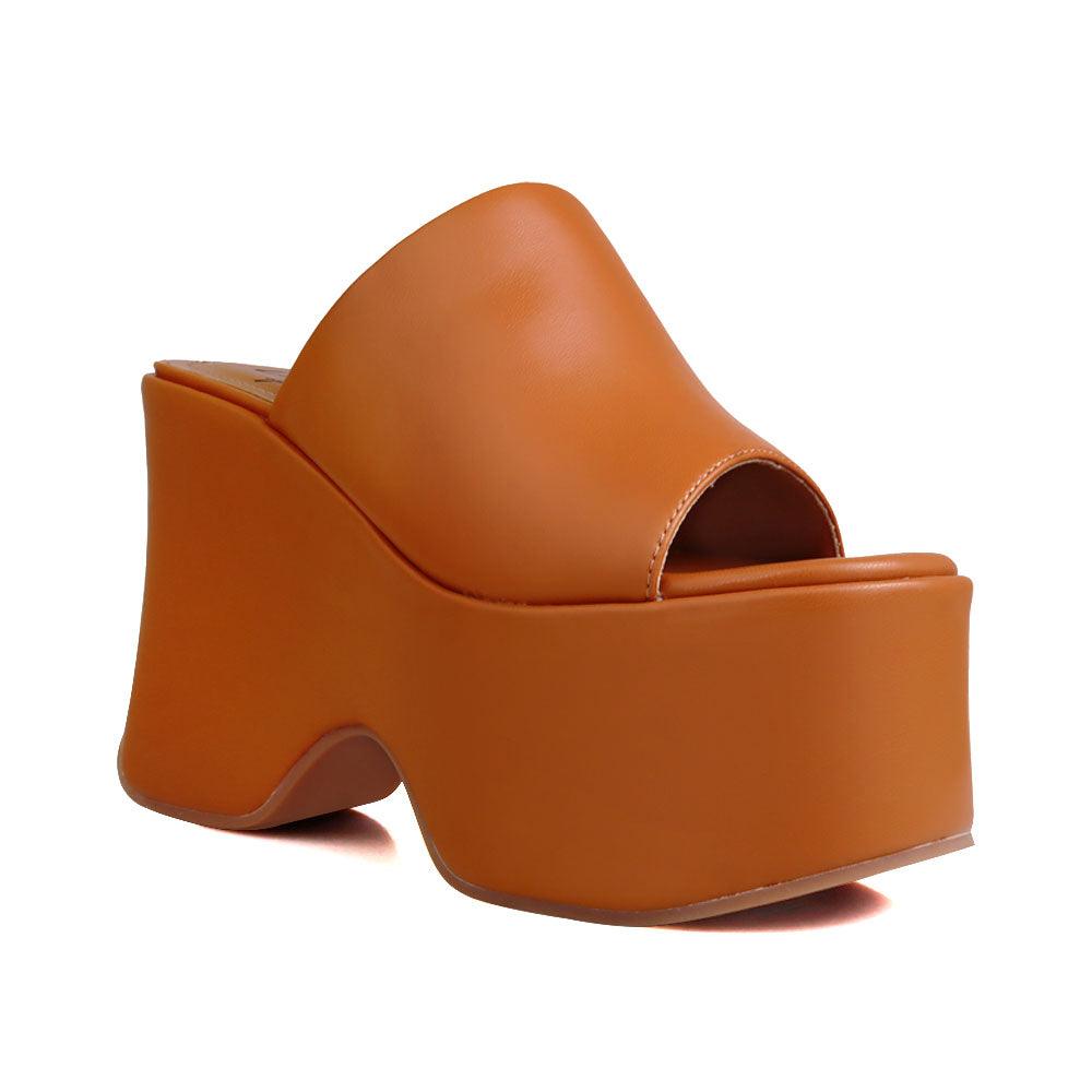 women's slip-on simple camel-colored platform-corner view