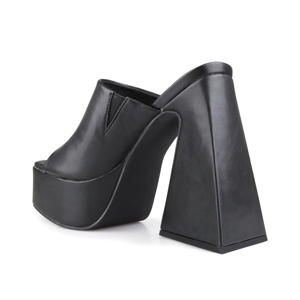 Open-toe platform block heels in black-color with rubber top and slip-on style-posterior view