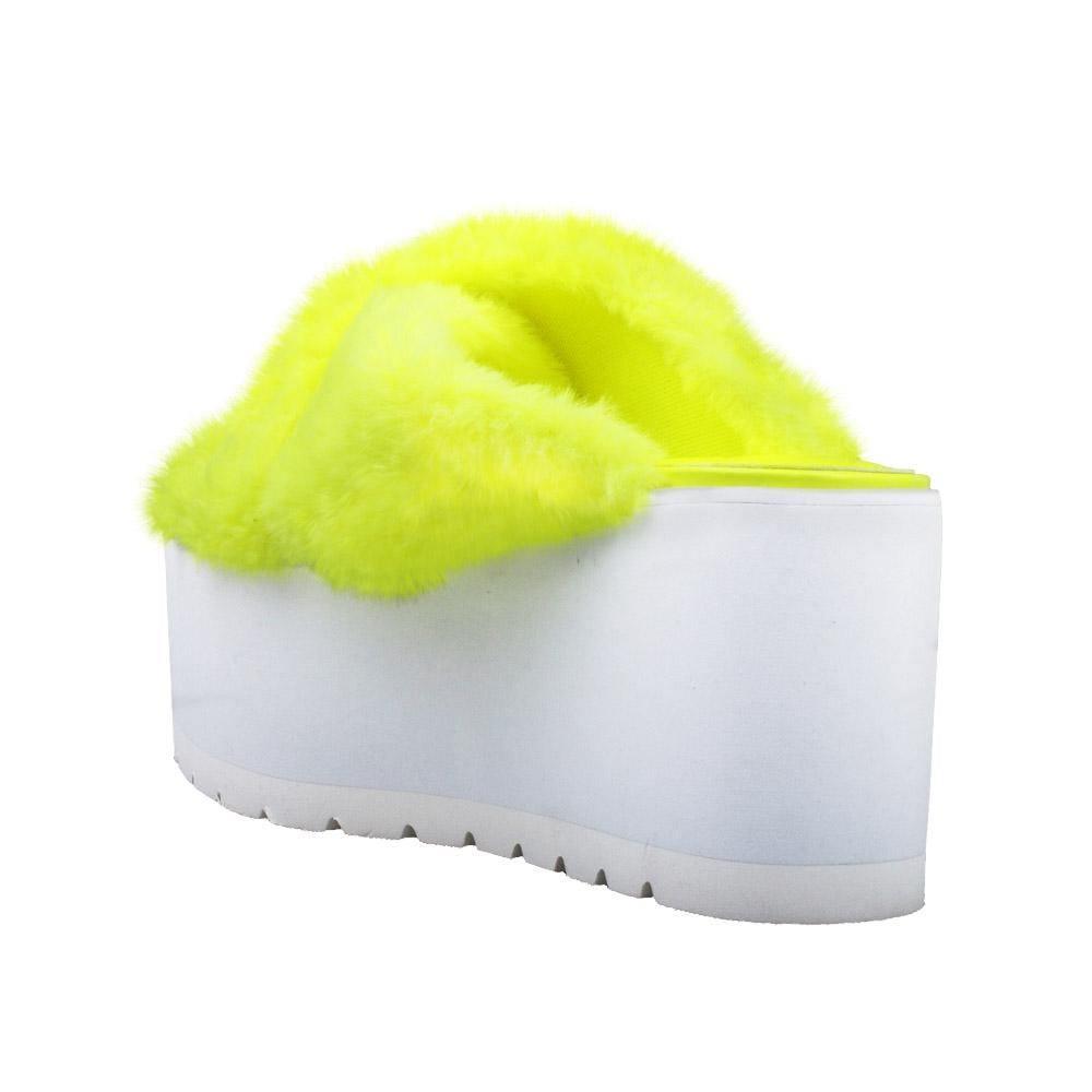 White women platforms with faux fur green upper-posterior view