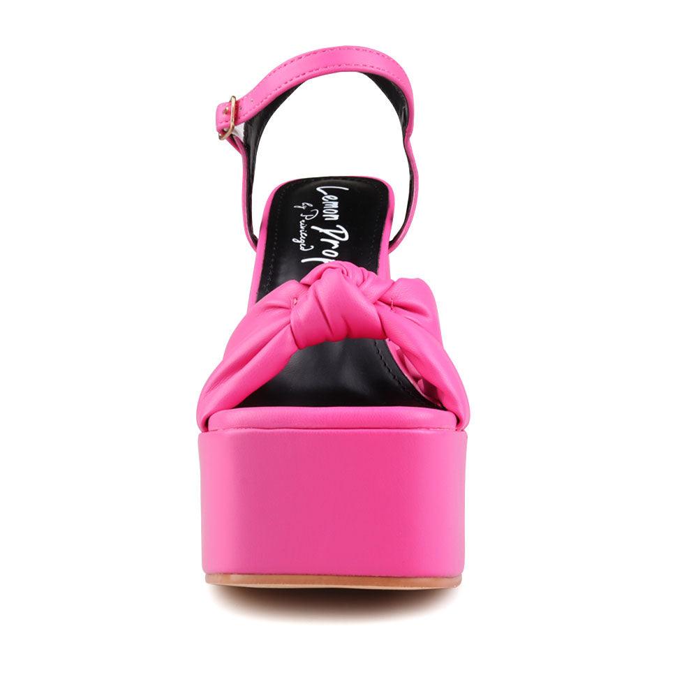 Women block heel with platform in fuchsia-front view