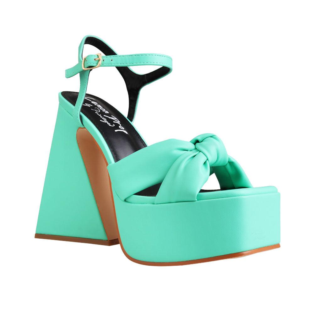 Women block heel with platform in mint-corner view