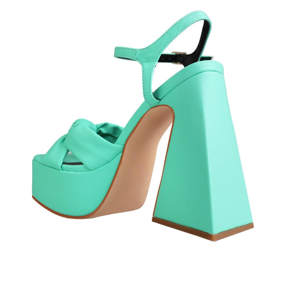 Women block heel with platform in mint-posterior view