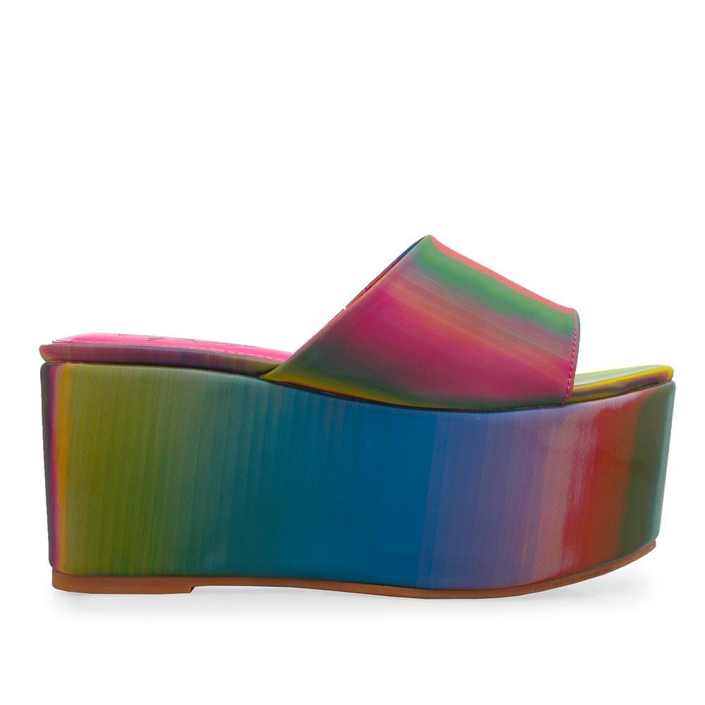 Vegan patent leather platform women slip ons in multi-colour