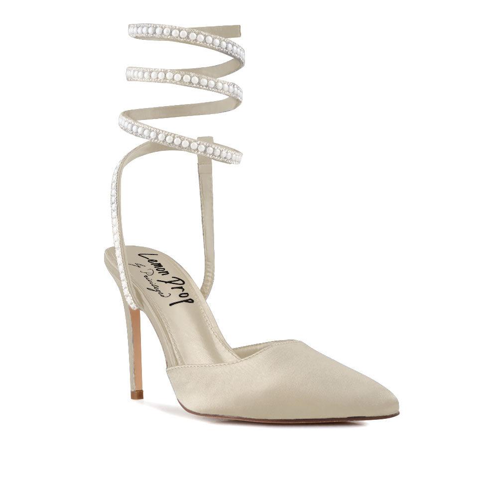 Pumps in ivory with a beaded ankle buckle for women-corner view