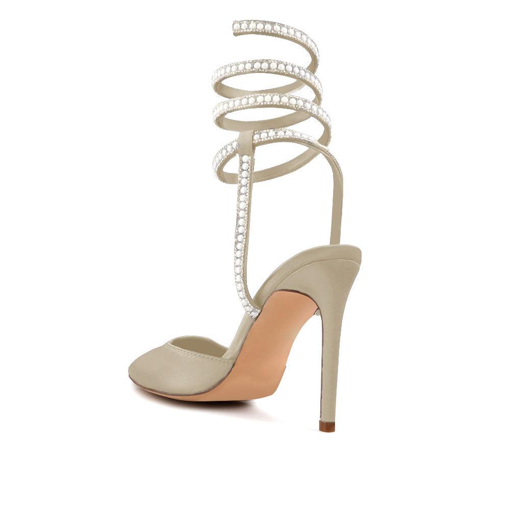 Pumps in ivory with a beaded ankle buckle for women-posterior view