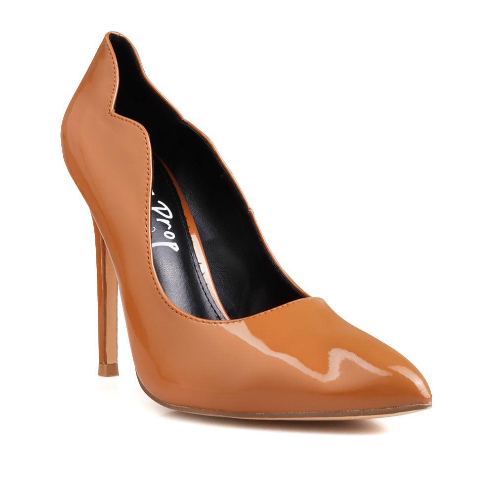 Women's pump heel in tan-corner view