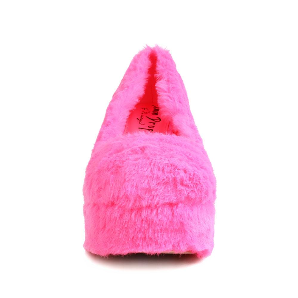 Pink fur women pumps with platform heel-front view