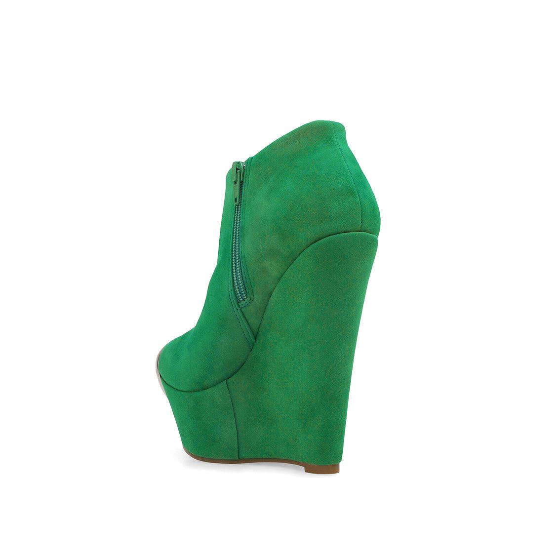 Green Heels With Silver Toe - posterior view