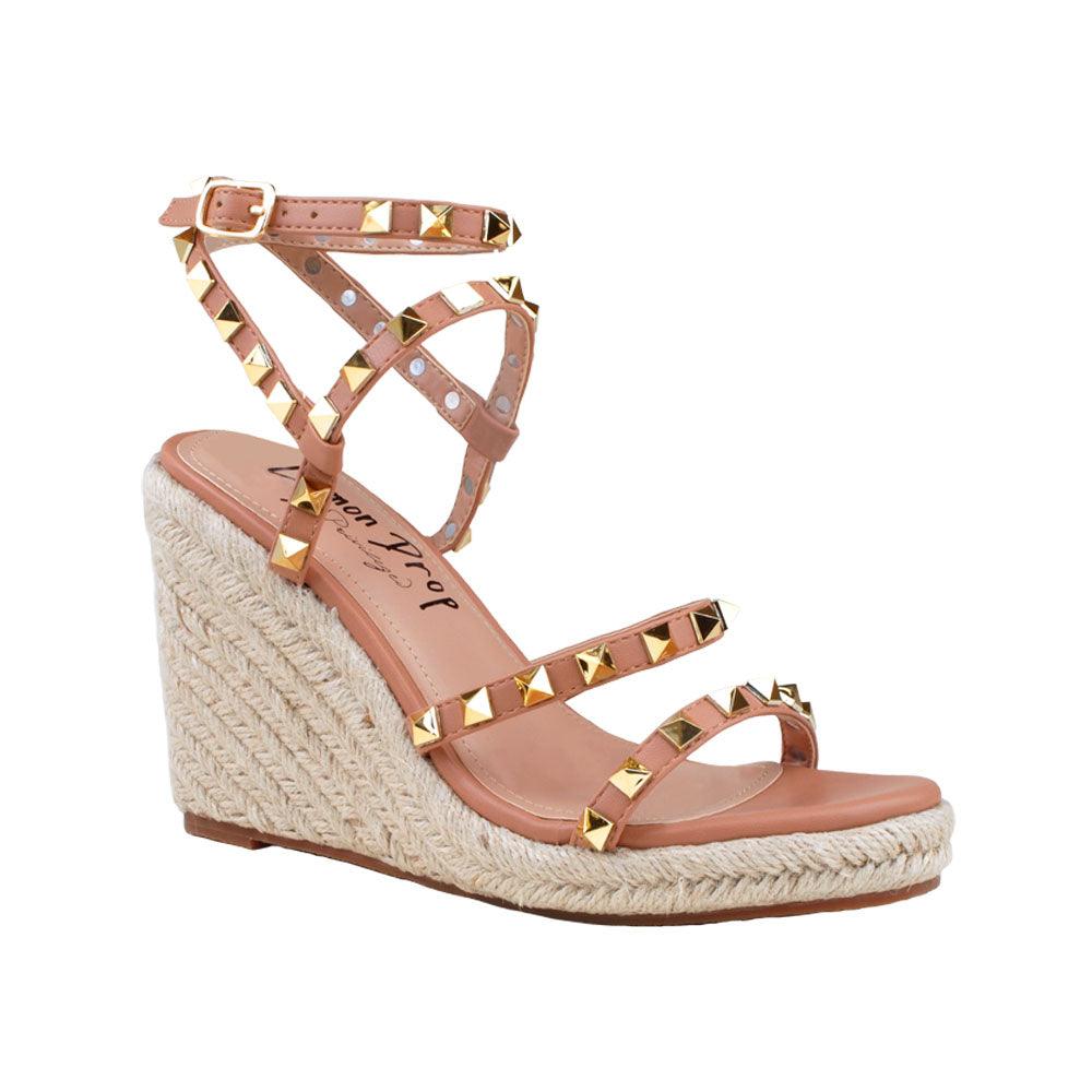 Tan colored women shoes with jute platform-corner view