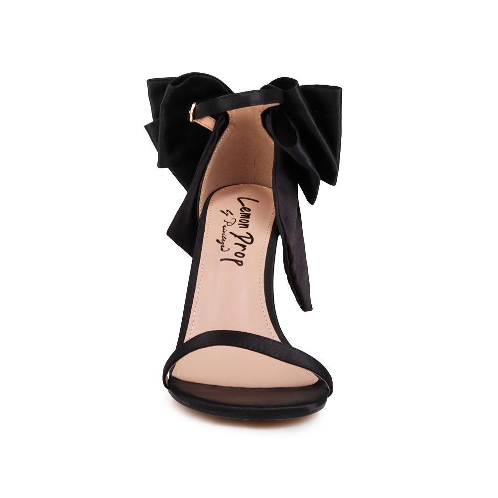 HeelPrivilegedWoodell